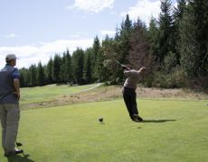 Daniel-Lee-Demonstraighting-The-Gravity-Golf-Swing-at-White-Horse-Golf-Club-1024x683